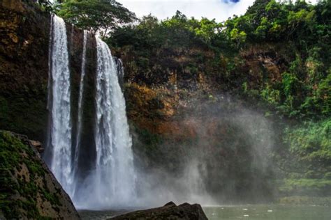 Wailua Falls - Amazing America