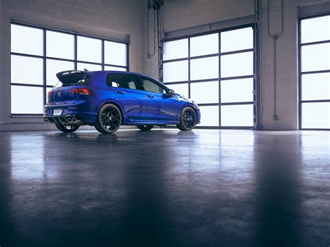 Volkswagen Golf R 20th Anniversary Edition 2022 Picture 7 Of 49