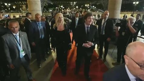 Javier Milei Asisti A La Gala De Asunci N Presidencial En El Teatro