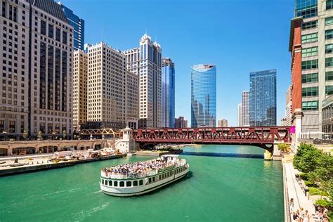 14 Top Tourist Attractions in Illinois | PlanetWare