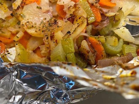 How To Make Easy Foil Pack Potatoes On Your Grill Recipes Cooking Tips And