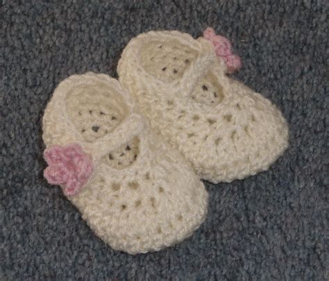 45 Adorable And Free Crochet Baby Booties Patterns Architecture And Design