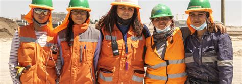 Atlas Renewable Energy impulsa la contratación de mujeres en la