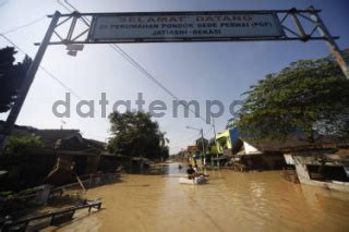 Banjir Di Perumahan Pondok Gede Permai Datatempo