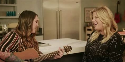 Garth Brooks’ Daughter, Allie Colleen, Performs on Trisha Yearwood’s ...