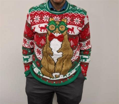 Funny Christmas Sweaters (32 pics)