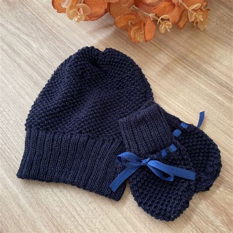 Conjunto bebê recém nascido Touca e Luvas de Tricot Azul Marinho Saída