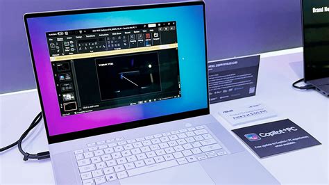 Abbiamo Visto Asus Rog Zephyrus G Al Computex Cpu Ryzen Ai Hx