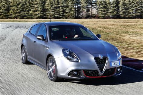 Alfa Romeo Giulietta 2016 Precios Motores Equipamientos