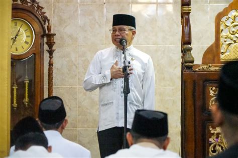 Hadiri Safari Zikir Di Masjid Jami Al Manar Taufan Pawe Sebut Kemajuan