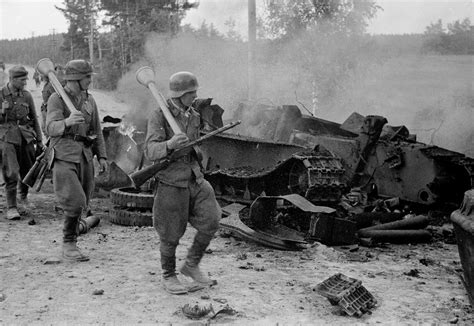 Wwii How Nazi Germanys Panzerfaust Smashed Allied Tanks The