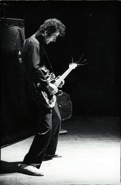 hugh cornwell  stranglers  nov  ancienne belgique