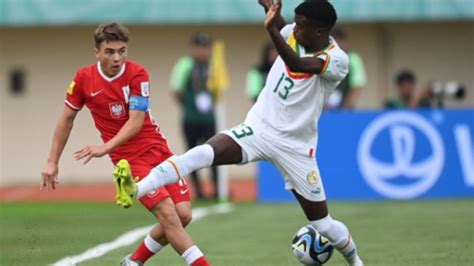 U World Cup Senegal Vs Poland Must Stop Due To Bad Weather