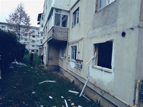 EXPLOZIE PUTERNICĂ ÎNTR UN APARTAMENT DIN FIENI MAI MULTE PERSOANE AU