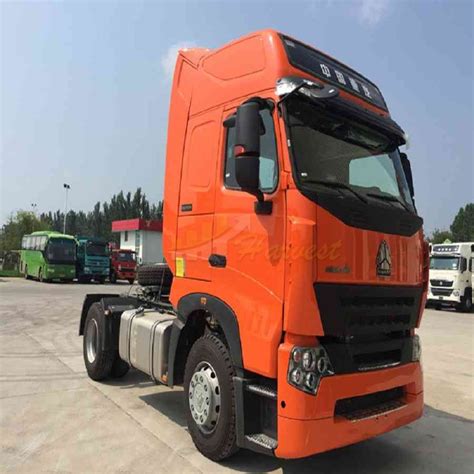 Howo A7 6 Wheelers Prime Mover Price