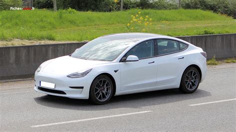 Avis Tesla Model 3 Propulsion electrique 325 ch Véhicule standard range