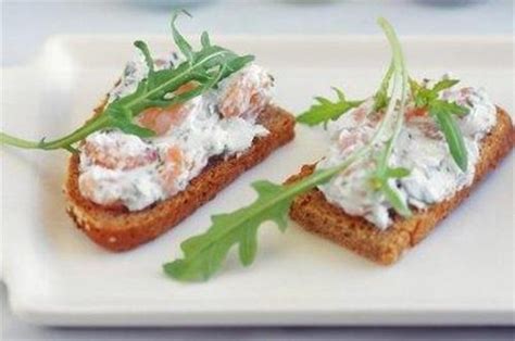 Crostini aux crevettes et à la ricotta