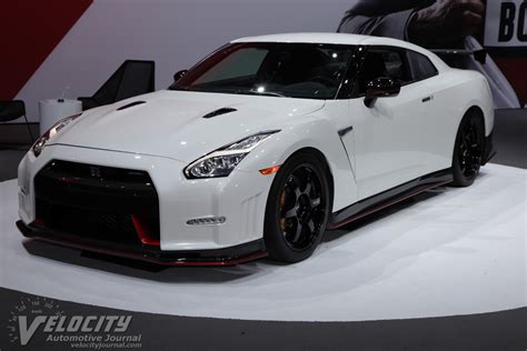 2015 Nissan Gt R Pictures