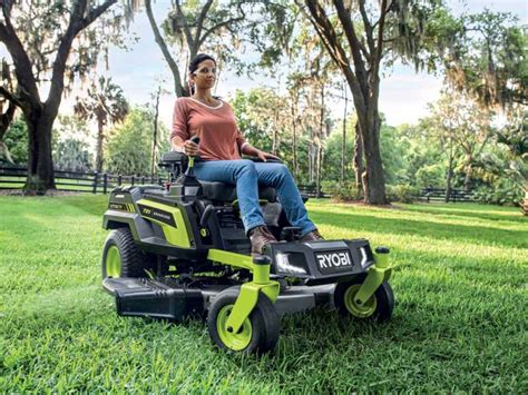 Ryobi ZTRX107 Tractor cortacésped a batería en Oferta AgriEuro