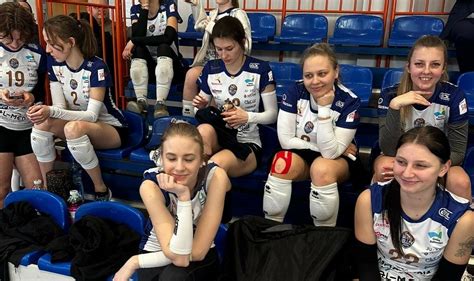 Siatkarki Volley Radomsko zagrały w Turawie dla chorego Pawełka