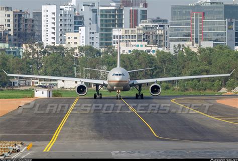 A Dcb Etihad Airways Airbus A F Photo By Murad Hashan Id