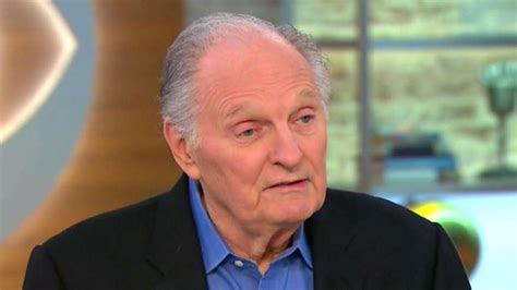 ‘M*A*S*H’ star Alan Alda recalls battling polio as child, jokes parents ...