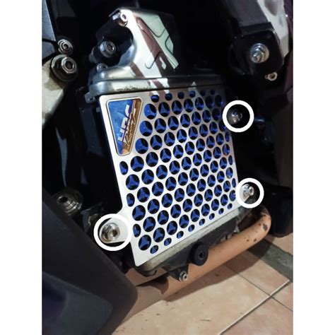 Jual Baut Cover Radiator Vario 125 150 Pcx Original Thailand 3pcs Shopee Indonesia