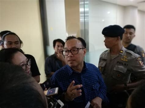 Diduga Menghina Tni Ini Fakta Fakta Kasus Robertus Robet