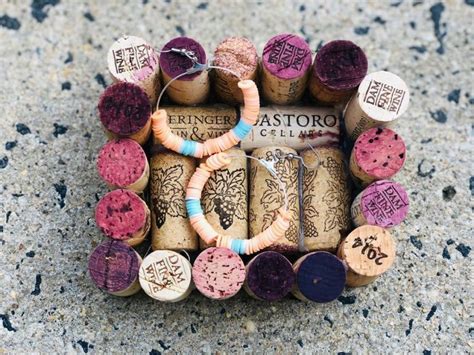 24 Decorative And Useful Wine Cork Crafts Ideas