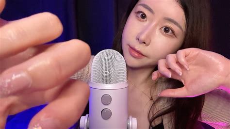 ASMR Dry sticky lotion hand sound visual tingle 마른 손 소리와 꾸덕찐득한 손