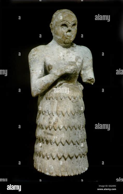 Sumerian art sumerian small statue 2000 b c glasgow hi-res stock photography and images - Alamy