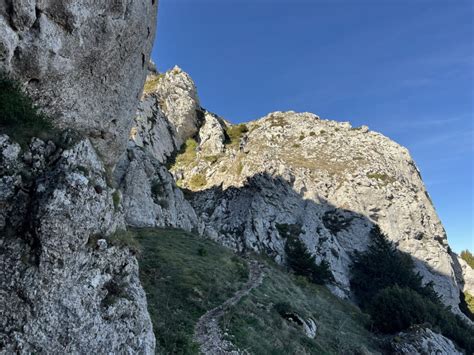 Circular a San Tirso Ruta en la Sierra de Toloño desde Okón