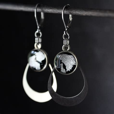 Boucles D Oreilles Gouttes Asym Trique Noir Et Blanc Bijou Cr Ateur