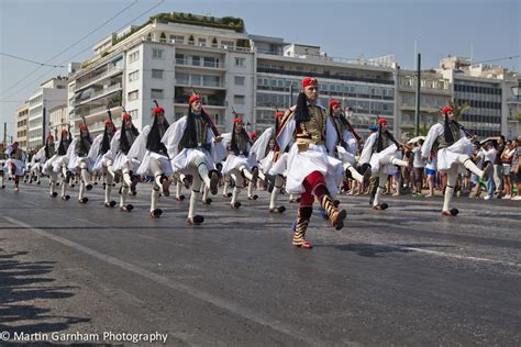 An Evzone Guarding The Hellenic Parliament Martin Garnham Photo Tours