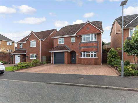 4 Bed Detached House For Sale In Skylands Rise Hamilton South