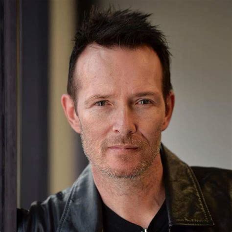 Encuentran Coca Na En El Bus De Scott Weiland Y Detienen A Su Bajista