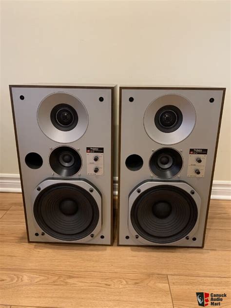 Technics Sb X Linear Phase Speakers Photo Canuck Audio Mart