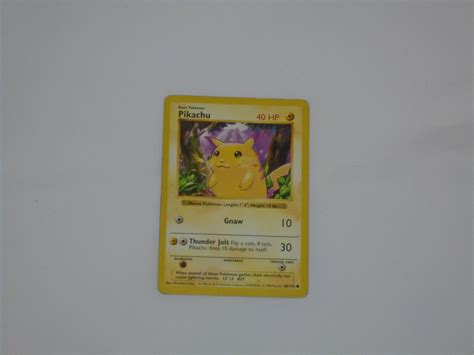 Pikachu Jungle Set Pokemon Card Shadowless Yellow Cheeks Ultra