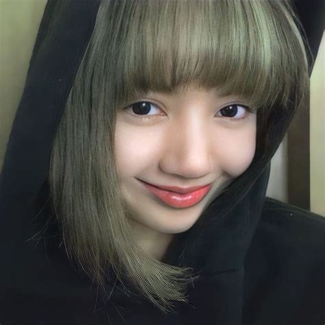 Pin de Ana nee em ảnh gốc Lisa Lisa Lalisa Mulher