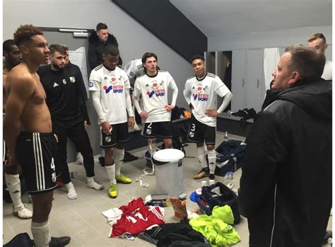 Amiens Sc Football Patrice Descamps C Est Bien Mais Il Ne Faut Pas