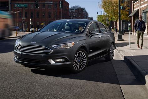 Ford Fusion Hybrid Platinum