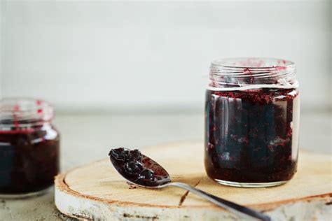 Najprostszy do zrobienia dżem z czarnej porzeczki Tradycyjny przepis