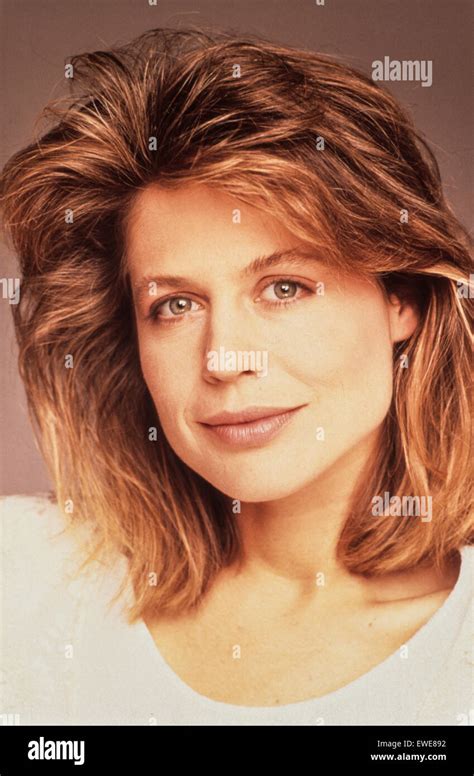 linda hamilton, Beauty and the Beast, 1987 Stock Photo - Alamy