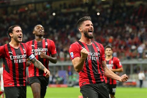 Milan A Valanga Sul Cagliari Doppietta Giroud