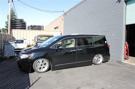 Lowered Nissan Quest