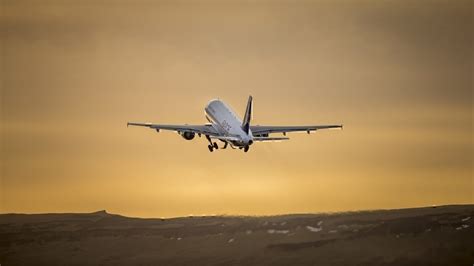 Atlantic Airways Receives First Airbus A320neo Simple Flying