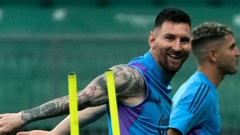 Foto Lionel Messi Main Ini 5 Fakta Menarik Jelang Duel Timnas