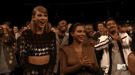 Shocked Taylor Swift GIF - Find & Share on GIPHY