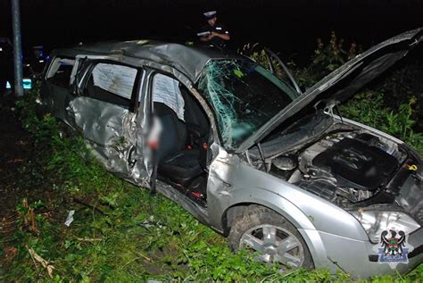 Uciekając przed policją spowodował wypadek Nie miał uprawnień do