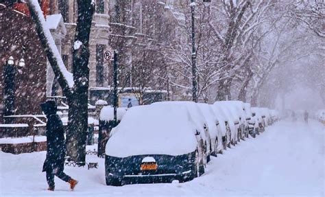 10 U S States Brace For Major Snowstorm State Of Emergency Declared